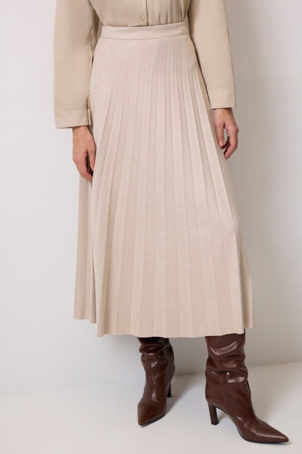 PLEATED SUEDE SKIRT - Image 3
